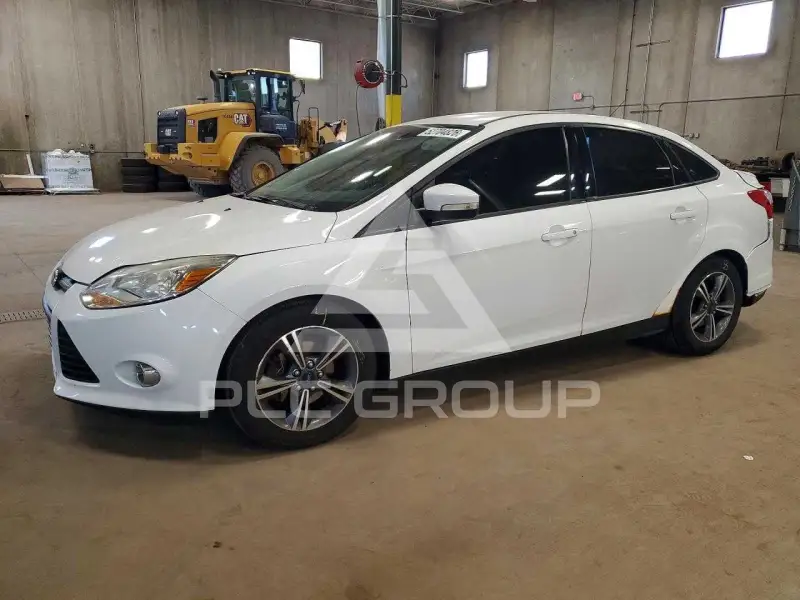 2014 Ford FOCUS фото
