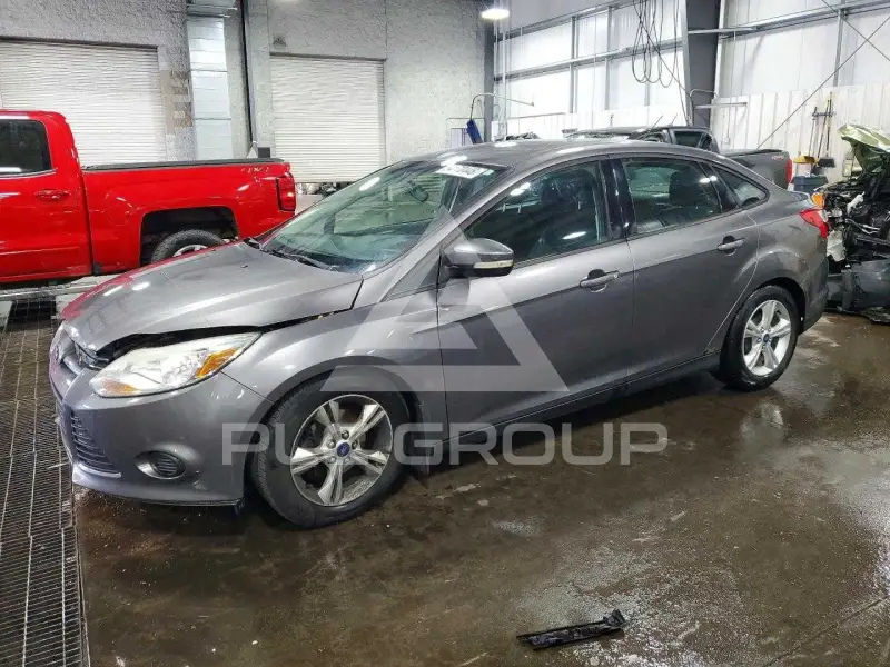 2014 Ford FOCUS photo