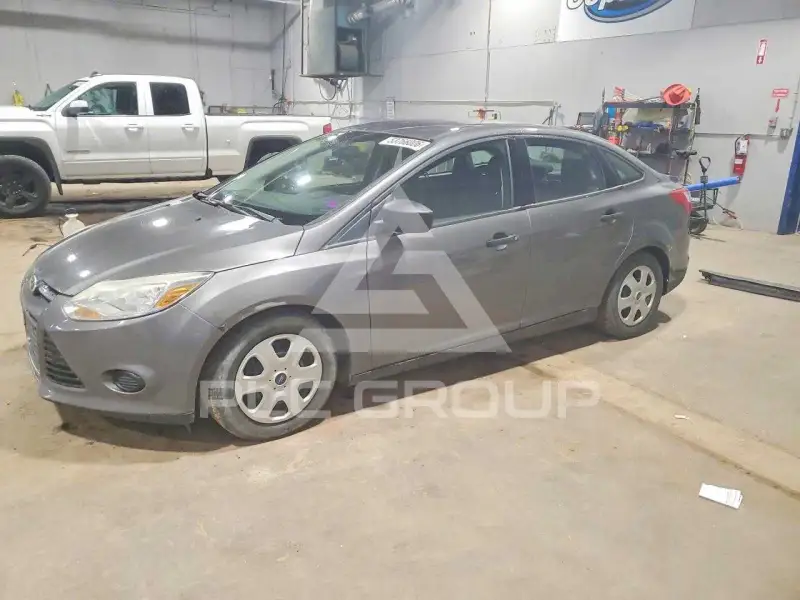 2014 Ford FOCUS фото