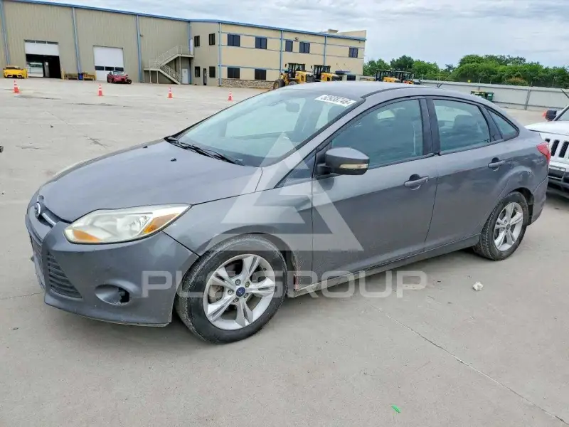 2014 Ford FOCUS photo