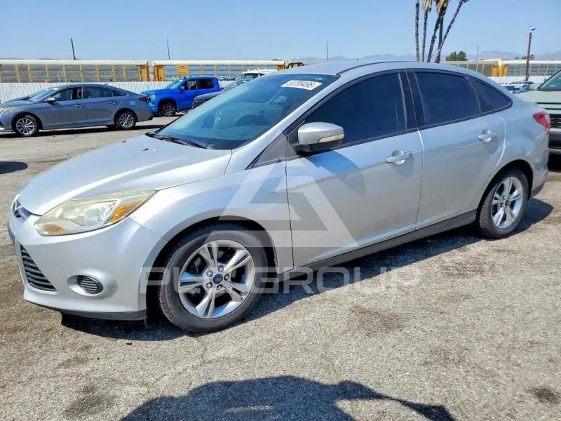 2014 Ford FOCUS фото