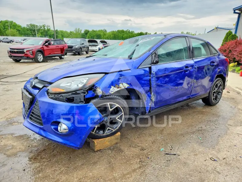 2014 Ford FOCUS photo