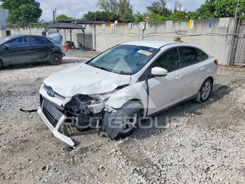 2014 Ford FOCUS photo