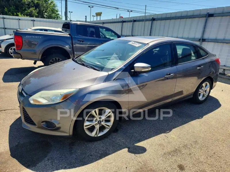 2014 Ford FOCUS photo
