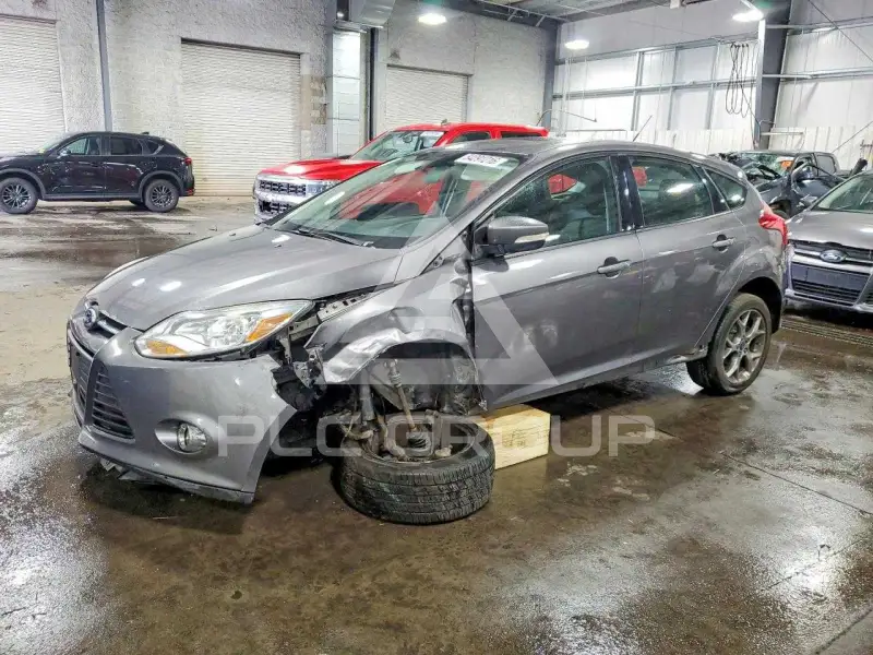 2014 Ford FOCUS фото
