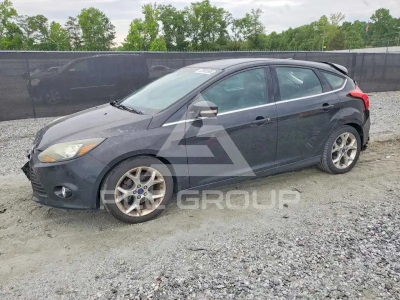 2014 Ford FOCUS фото