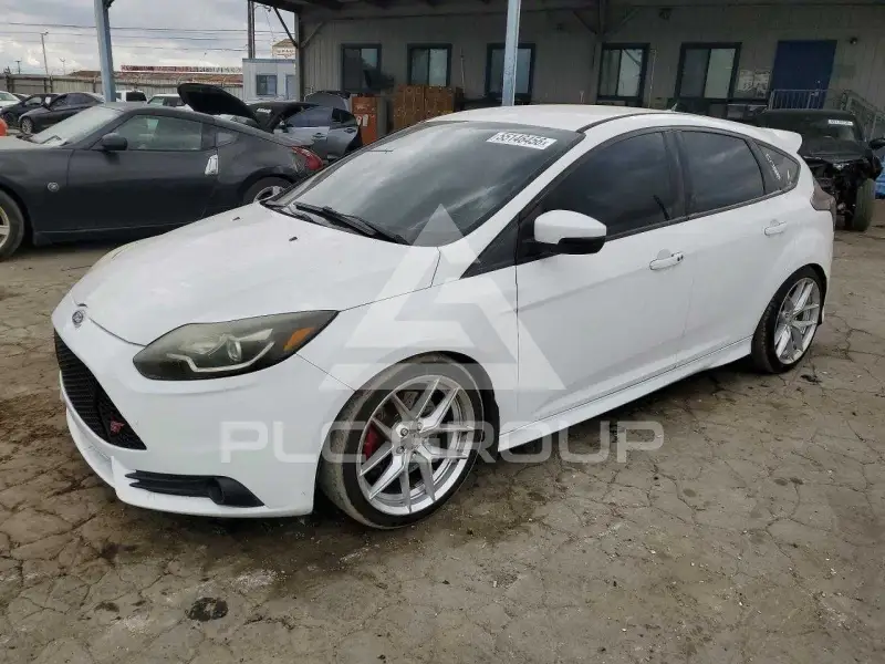 2014 Ford FOCUS фото
