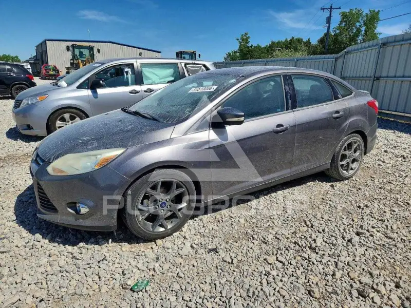 2014 Ford FOCUS photo