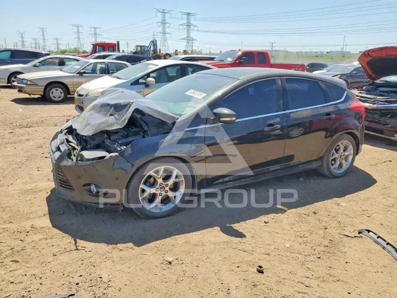 2014 Ford FOCUS photo