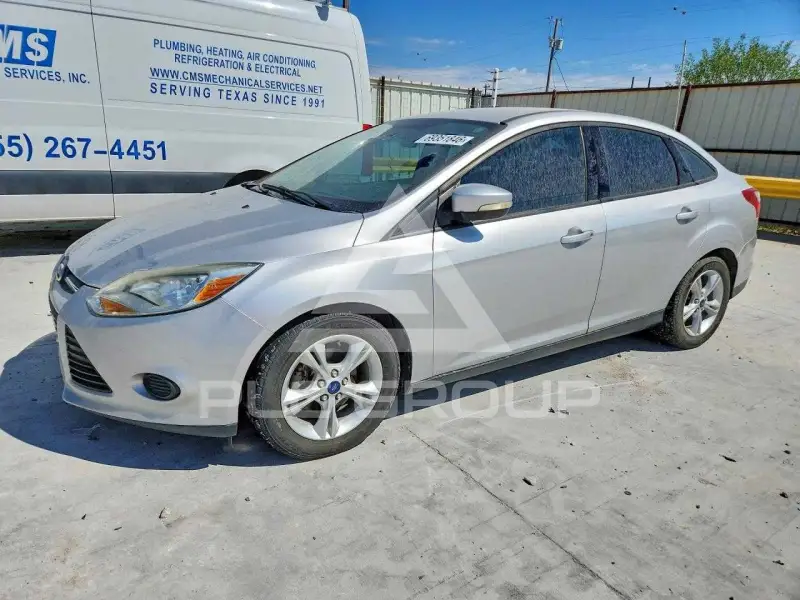 2014 Ford FOCUS фото