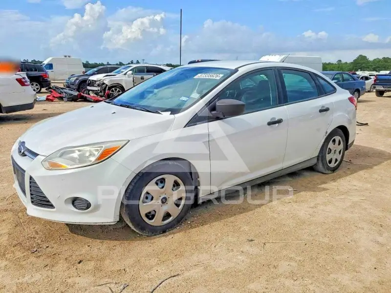 2014 Ford FOCUS photo