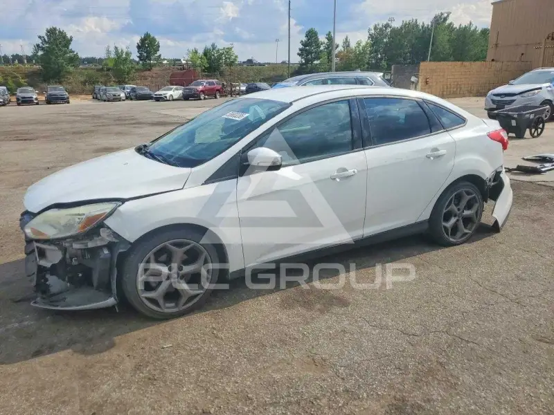 2014 Ford FOCUS photo