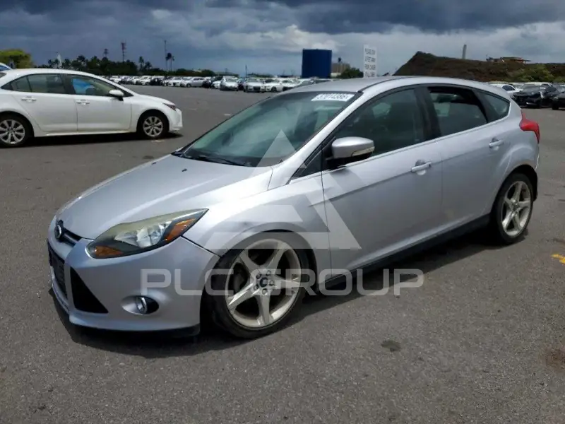 2014 Ford FOCUS фото