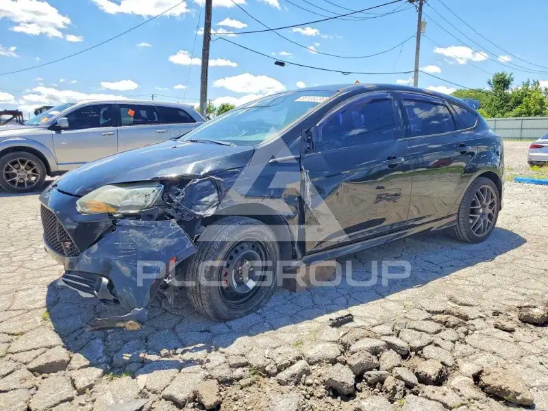 2014 Ford FOCUS фото