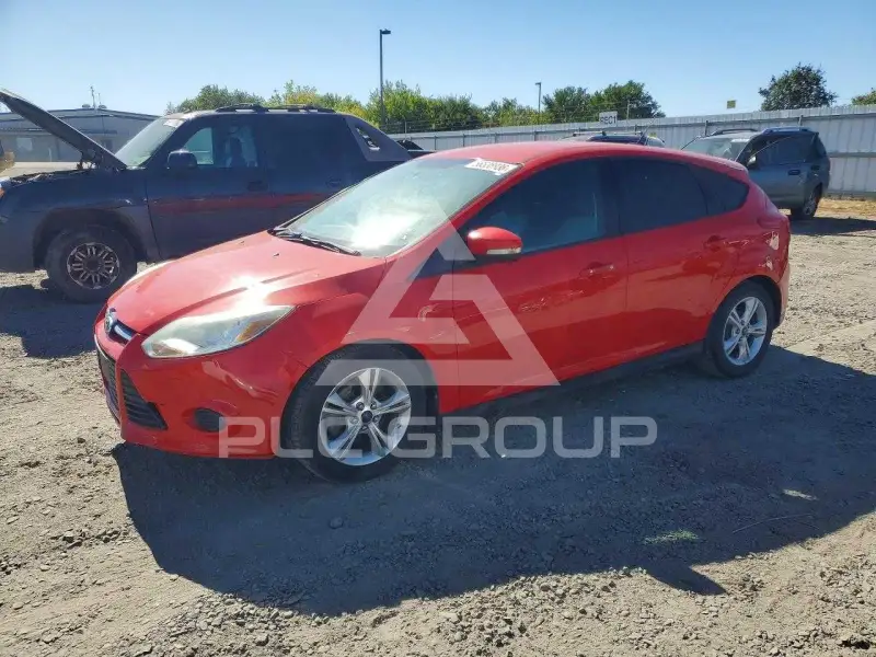 2014 Ford FOCUS фото