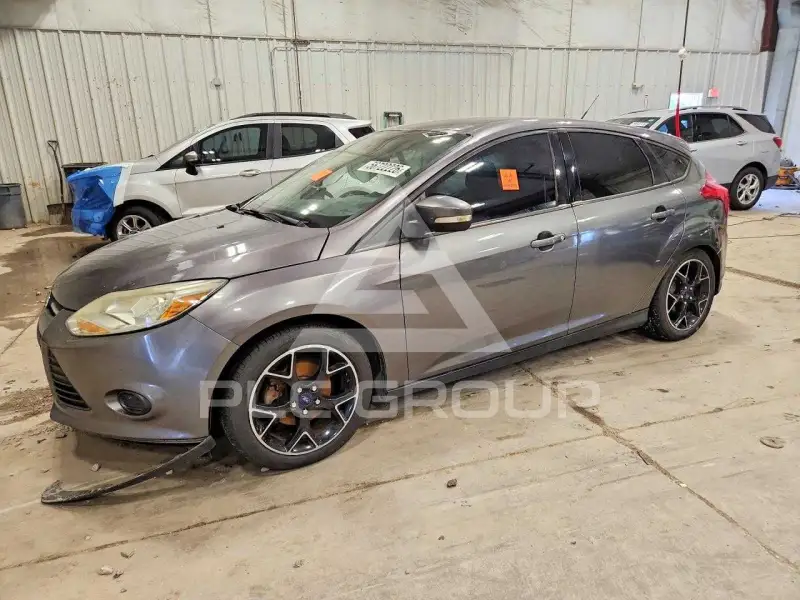 2014 Ford FOCUS фото