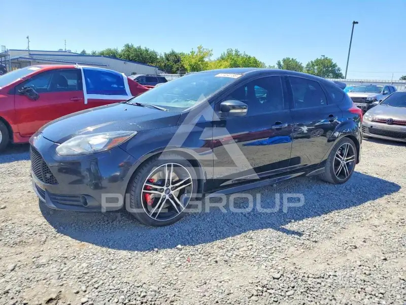 2014 Ford FOCUS фото