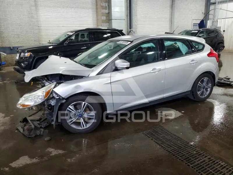 2014 Ford FOCUS photo