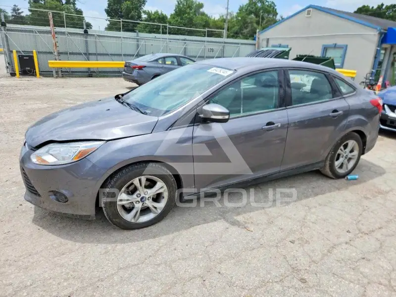 2014 Ford FOCUS photo