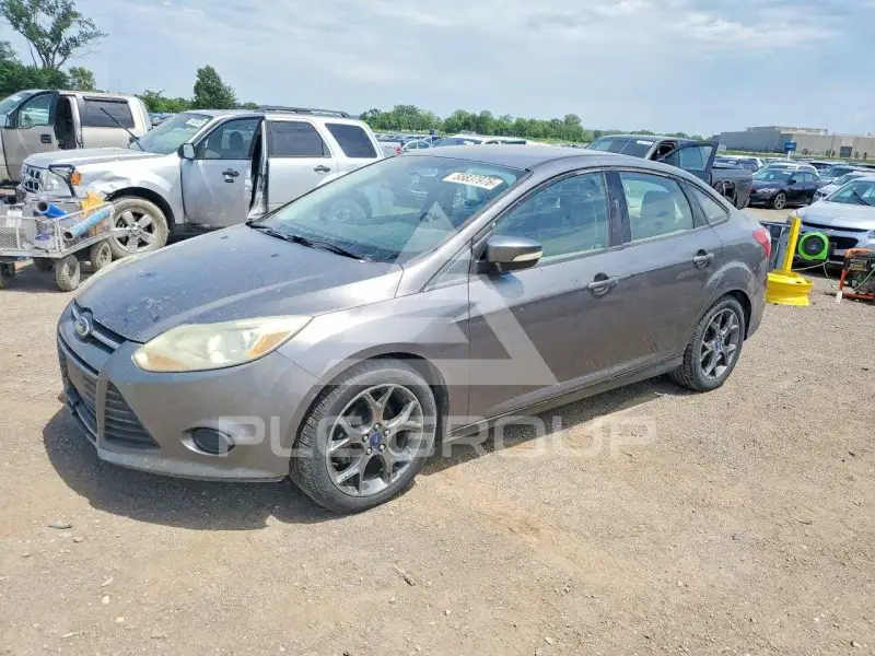 2014 Ford FOCUS фото