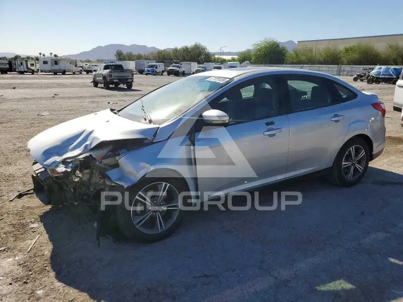 2014 Ford FOCUS photo