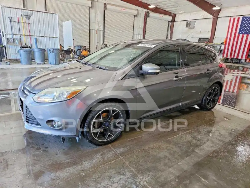 2014 Ford FOCUS фото