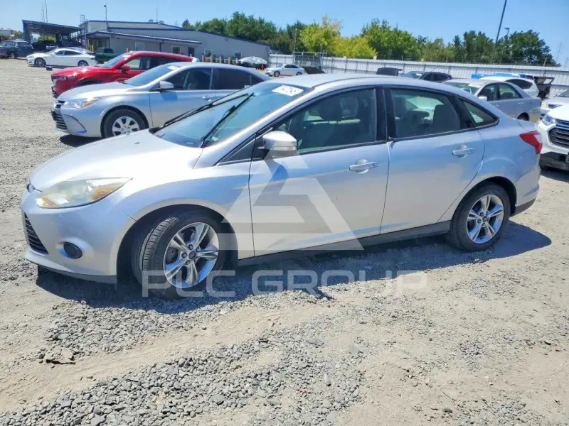 2014 Ford FOCUS фото