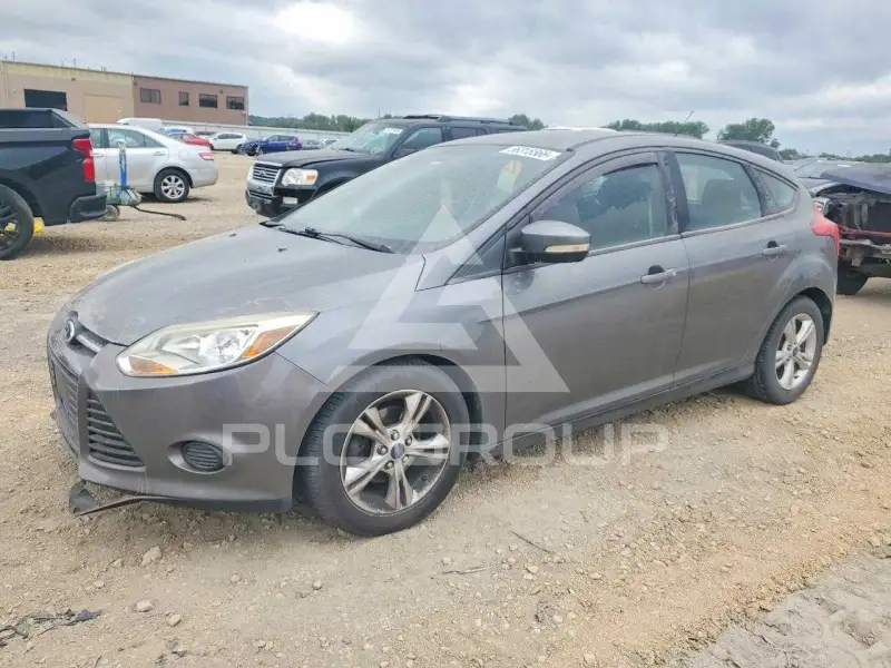 2014 Ford FOCUS фото