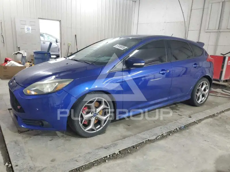 2014 Ford FOCUS фото