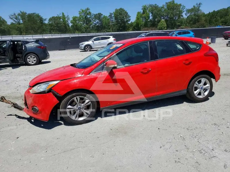 2014 Ford FOCUS photo