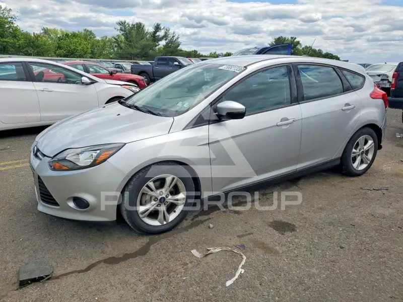 2014 Ford FOCUS фото
