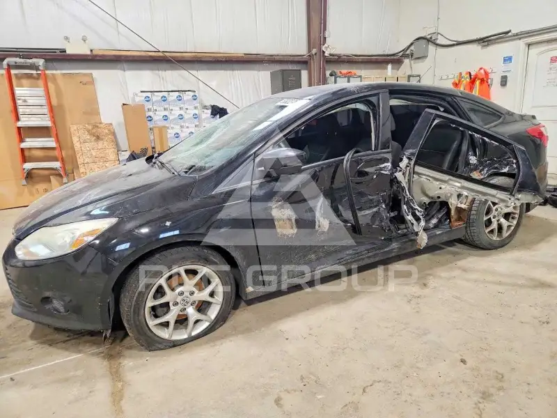 2014 Ford FOCUS photo