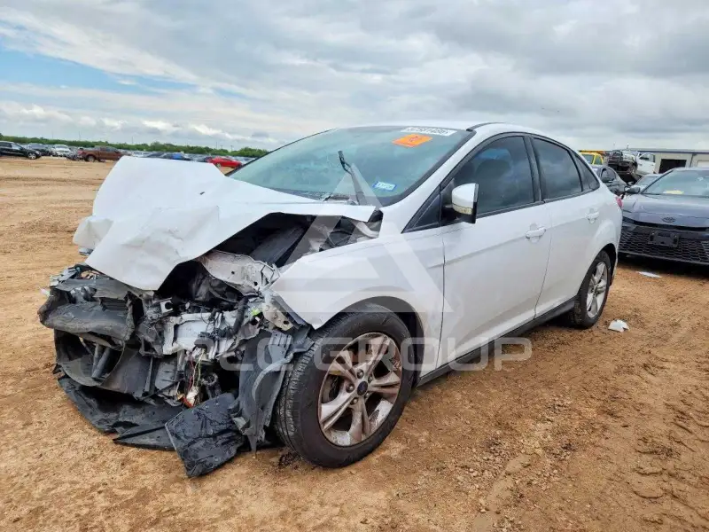 2014 Ford FOCUS фото