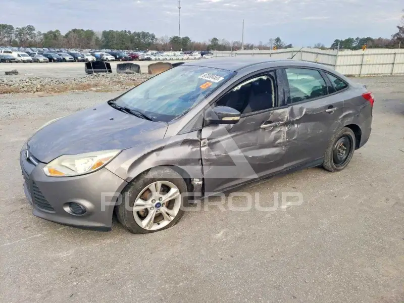 2014 Ford FOCUS фото