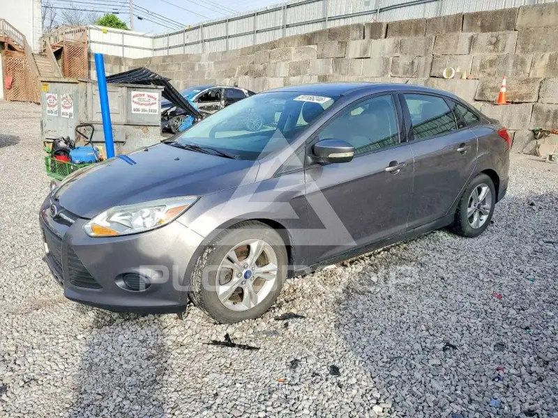 2014 Ford FOCUS фото