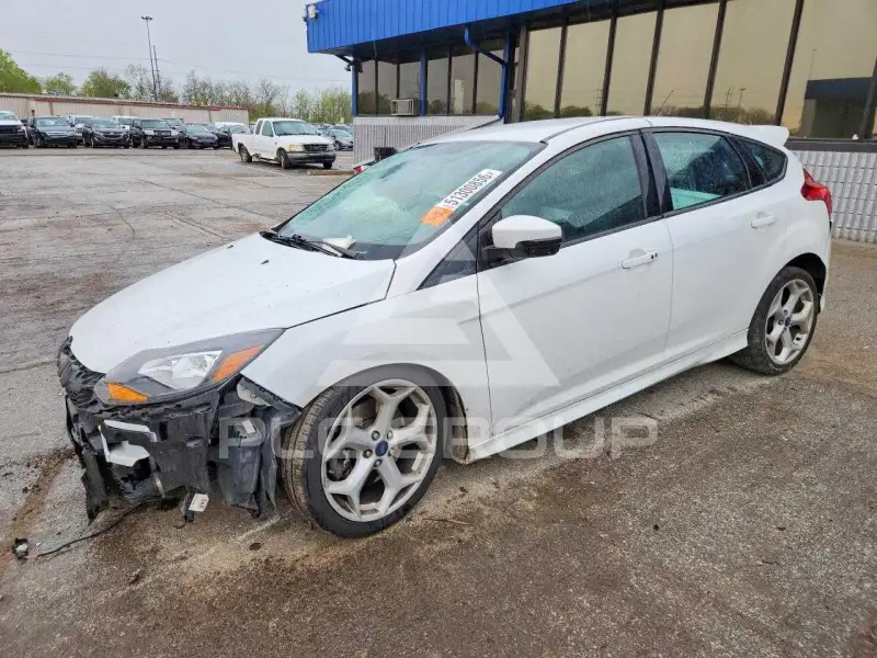 2014 Ford FOCUS photo
