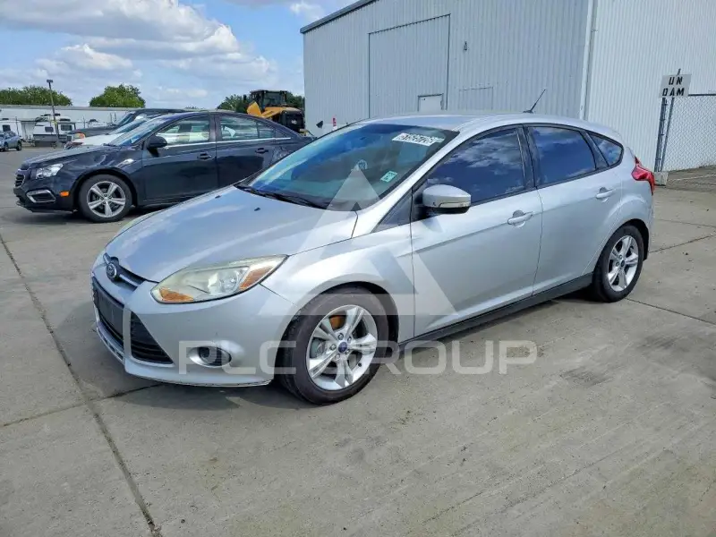 2014 Ford FOCUS photo