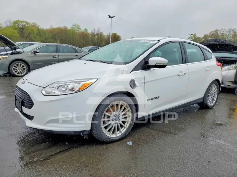 2014 Ford FOCUS photo