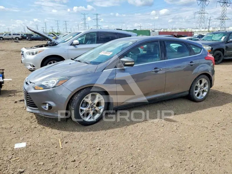 2014 Ford FOCUS фото