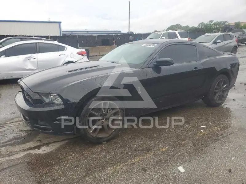 2014 Ford MUSTANG фото
