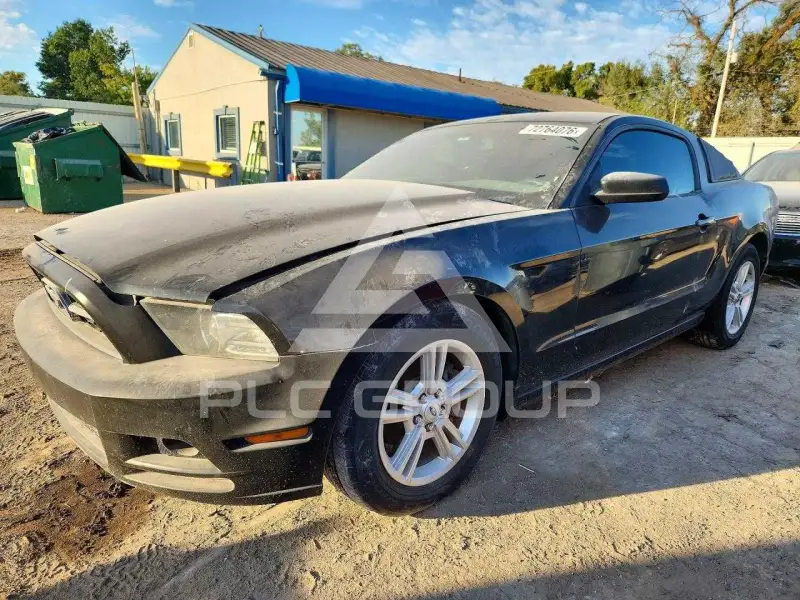 2014 Ford MUSTANG photo