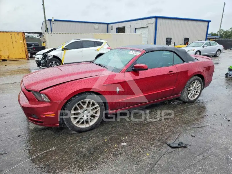 2014 Ford MUSTANG фото