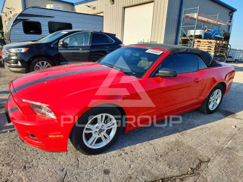 2014 Ford MUSTANG фото