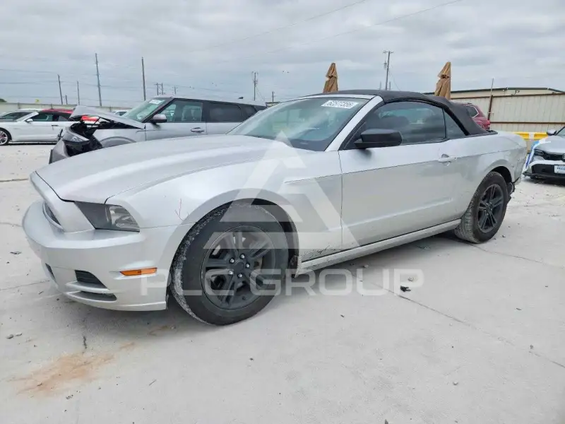2014 Ford MUSTANG фото