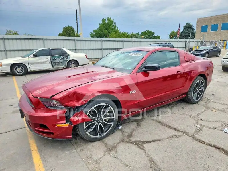 2014 Ford MUSTANG photo