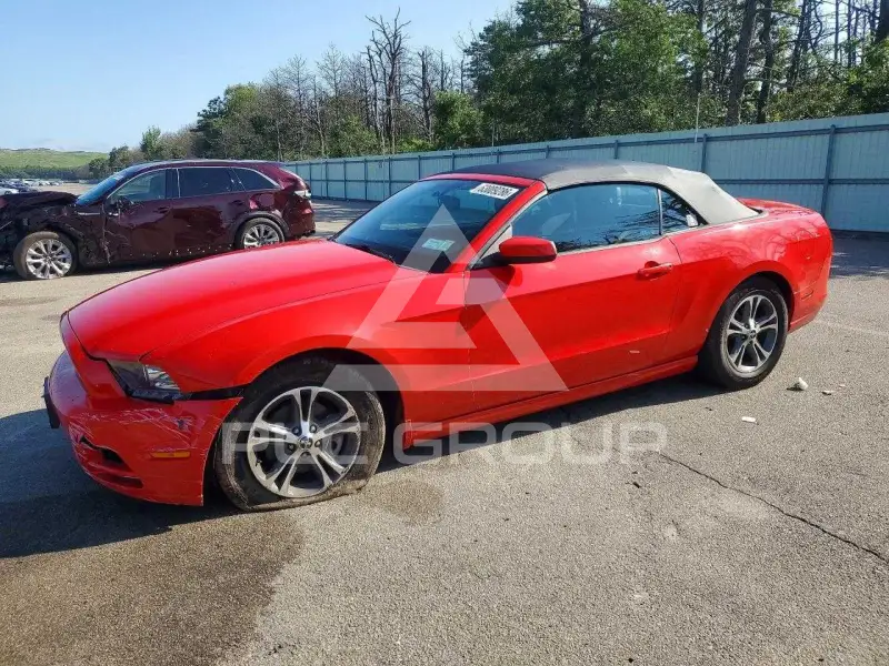 2014 Ford MUSTANG фото