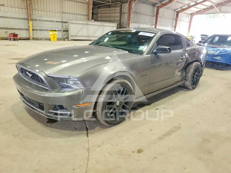 2014 Ford MUSTANG photo