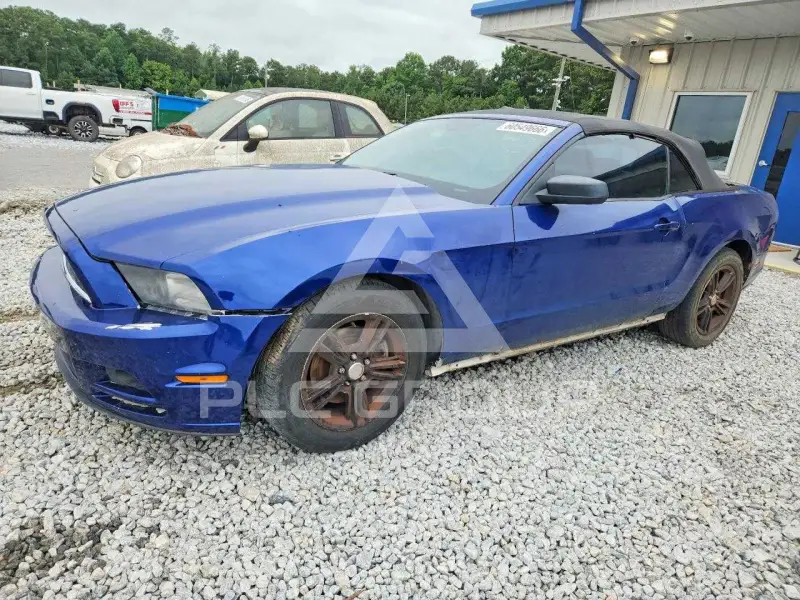 2014 Ford MUSTANG photo