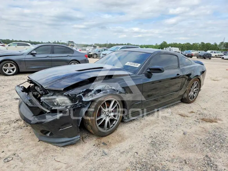 2014 Ford MUSTANG фото
