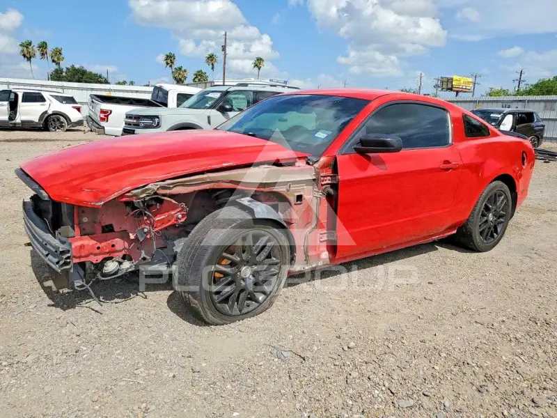 2014 Ford MUSTANG фото